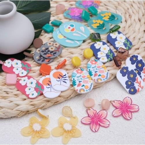 AOMU 2021 New Acrylic Series Colorful Geometric Irregular Flora Flower Graffiti Women Jewelry Acrylic Dangle Earrings Collection