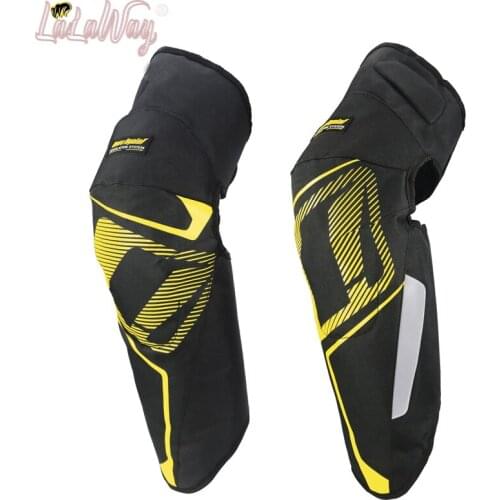 Mens Motorcycle warm knee pads in autumn and winter warm windproof knee Built-in CE protector Motorcycle knee protectors