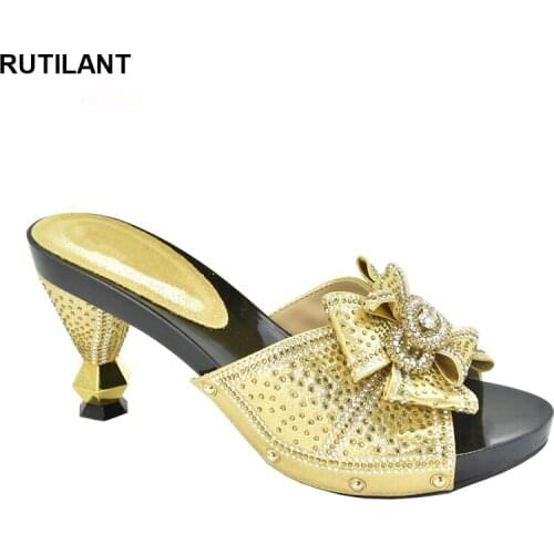 New Arrival Italian Women Wedding Shoes Decorated with Rhinestone Plus Size Women Shoes 43 Open Toe Shoes 2021 Fashion Women