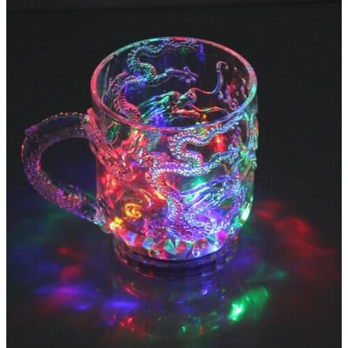 Glasses Beer Cup Dragon LED Inductive Rainbow Color Flashing Light Glow Mugs L4MB
