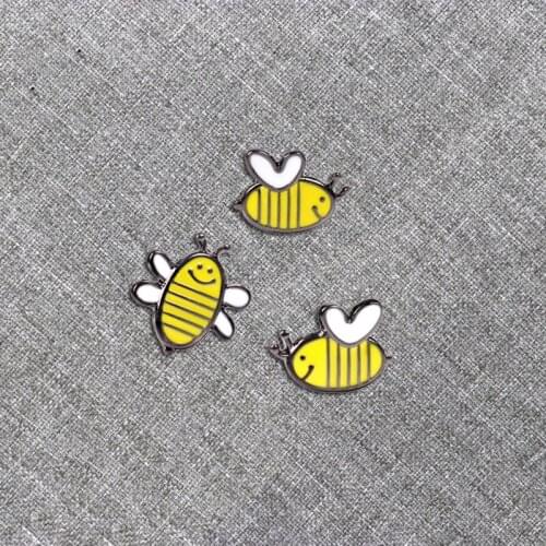 Women Mens Anime Yellow Bee Medical Brooch Pins Metal Animal Cute Insect Backbag Icons Enamel Pin Brooches Badges Set For Girl