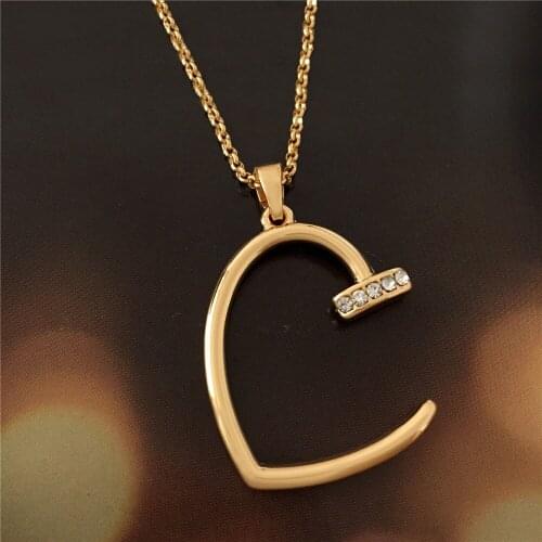 Simple Punk Heart Pendant Chain Necklace for Women Gold Color Choker Boho Pendant Necklaces Jewelry Party