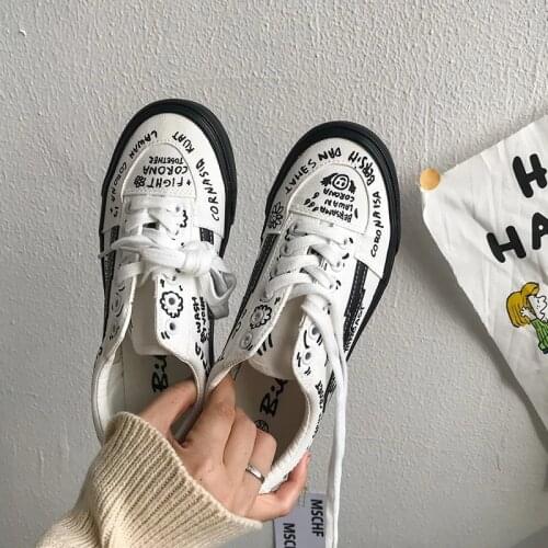 Original Canvas 2021 Fashion Women Casual Shoes Flats Korean skateboard Shoes Retro Wild Low-top Outdoor Street Vulcanize Shoes