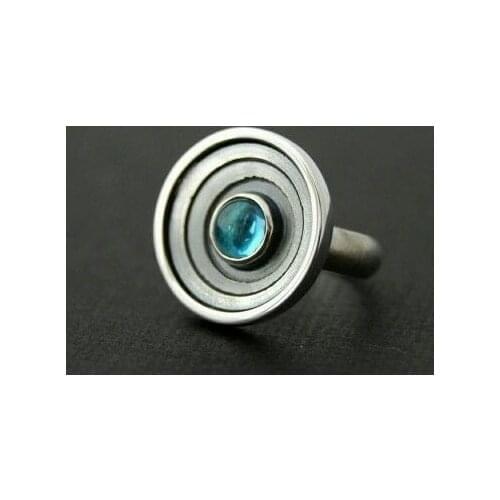 Woman Fashion 925 Silver Color Ring Simple and Unique Green Diamond Jewelry Wedding Engagement Party Jewelry Gift Size 5-11