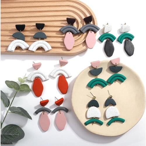 AENSOA New Unique Fashion Irregular Polymer Clay Earrings for Women 2021 Color Contrast Geometric Earrings Party Jewelry