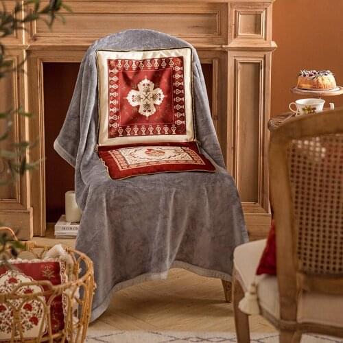 Printed Flannel Cushion Blanket Red Velvet Square Pillow Quilt Home Office Sofa Decor Pillows Foldable Seat Cushions Blankets