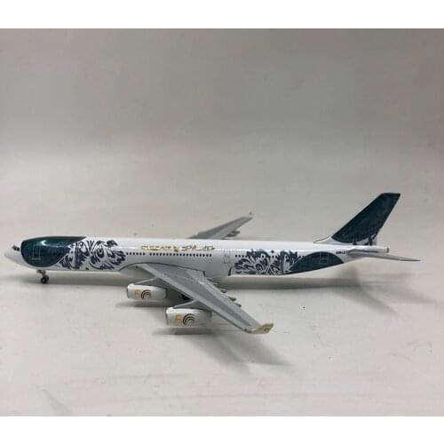 1:400 A340-300 plane model GULF AIR Airways airlines alloy aircraft plane collectible display model collection