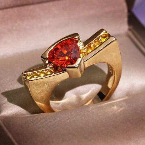 Fashion Triangle Red Zircon Gold Color Rings for Women Crystal Geometric Engagement Promise Ring Jewelry Gifts
