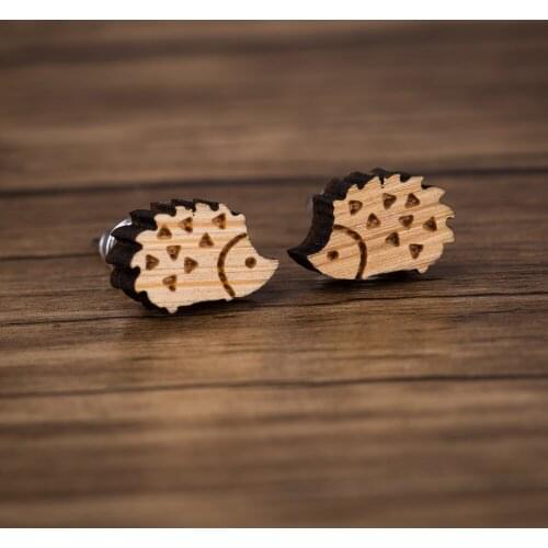 Bohemia Cute Animal Wooden Earings for Women Jewelry Lovely Hedgehog Stud Earrings Small Ear Studs Piercing Jewelry Accessory
