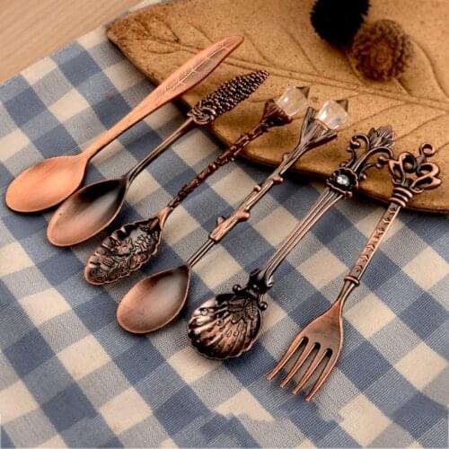 Kitchen Spoon Coffee Spoons Set 6Pcs Table Spoon Antique Tea Spoons Coffee Royal Style Dining Metal Carved Fork