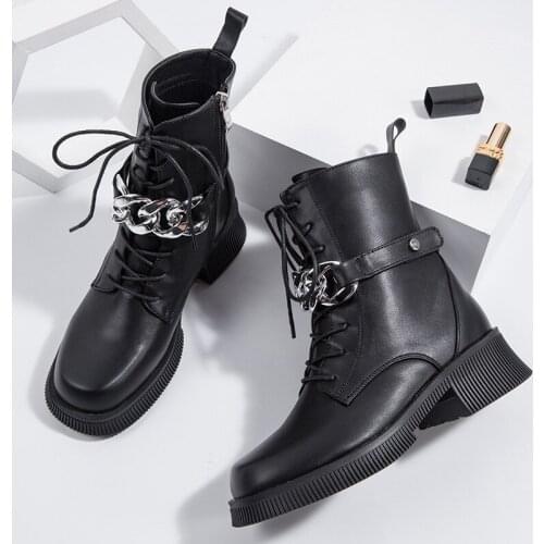 2021 Fashion Ankle Boots Women Leather Chain Decoration Lace Up Platform Motorcycle Boots Ladies Winter Boots Shoes Female Black