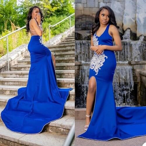 Modest sapphire Prom Dresses with Halter Sleeveless Applique Formal Evening Party Gowns