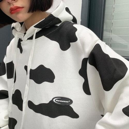 Cow Print Sweatshirt Women Hoodies Autumn Female Hooded Long Sleeve Oversized Fashion Womens pullover Tops
