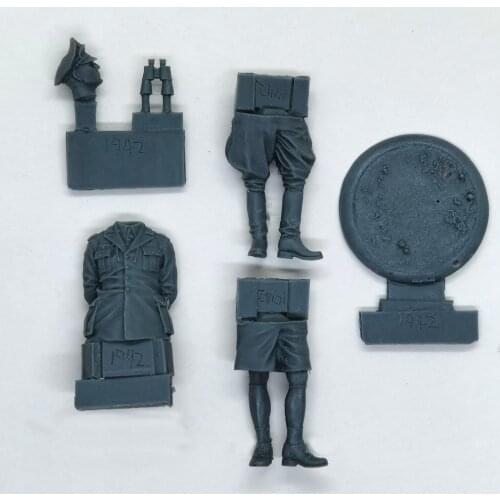 54mm WWII German Leader 1 Set Packing Unassembled Uncolored