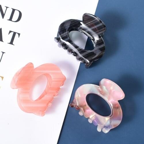 Acetate Oval Shaped Hollow Hair Claw Hair Clips for Women Girls Chic Barrette Hair Clamps Fashion Hair Accessories Headwear