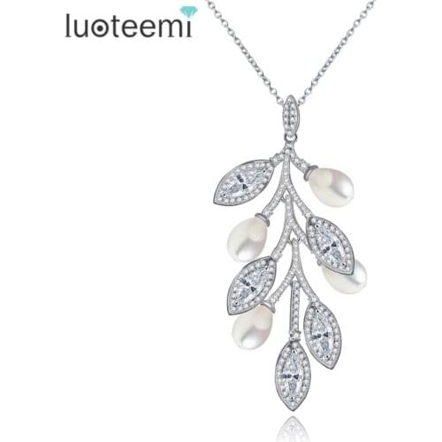 LUOTEEMI Women Casual Modern Marquise Cuting Zircon With Created Waterdrop Pearls Conected Leaf Shape Pendant Necklace