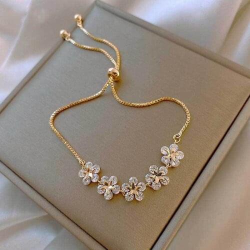 Explosion style simple fashion temperament flower zircon bracelet female small jewelry gold plating