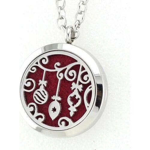 Christmas Flower Pendant Aroma Locket Necklace Pendant 316L Stainless Steel Essential Oil Perfume Locket Pendant With Free Pad