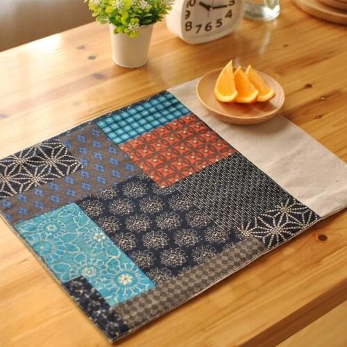 Stitching Pattern Floral Fabric Double-layer Insulation and Wear-resistant Placemats for Kitchen Decoration Mat