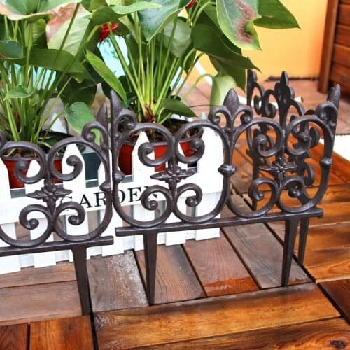 Antique Rustic Cast Iron Lawn Fence With Ground Plug In Hollow Fleur De Lid Whirl Designs Home Garden Decor Lower Metal Guardrai