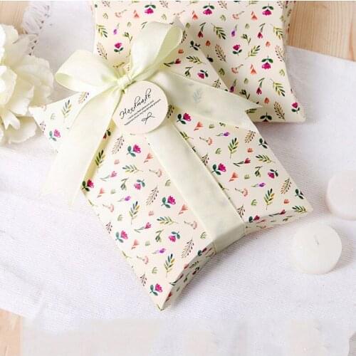 200pcs Fresh Floral Paper Pillow Gift Box Folding Packaging Box for Cookies Candies WB26