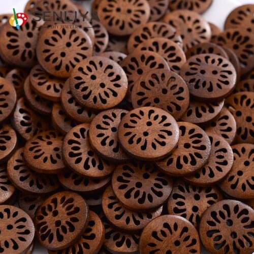 30/60/90/120Pcs Hollow Chrysanthemum Flowers Wood 18mm Large Round Wooden Buttons Handwork Decorative For Clothing Accessories