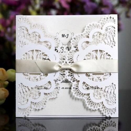 20 pieces/lot) Laser Cut Love Bird White Navy Blue Invitation Card Vintage Bowknot Reflective Wedding Invitations IC115W