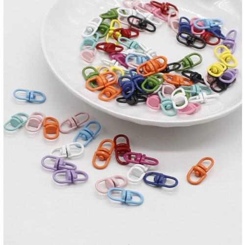 10pcs/batch of spray paint metal 360 degree rotating ring 8-shaped keychain DIY accessories