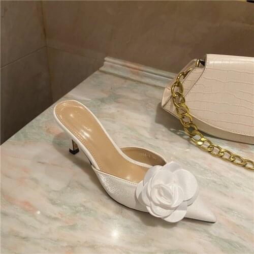 Summer Women Mules Sexy Pointed-Toe Flowers Sandals Ladies Slippers Slip on Leisure Ladies Office Shoes Pumps Female High Heel