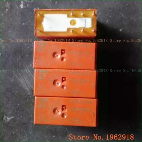 RT424012 12V 8A The old