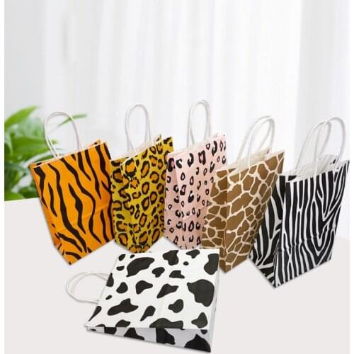 10/20pcs Cartoon lion tiger baby shower Birthday party paper gift bag wedding gifts for guests Kraft paper пакеты для упаковки