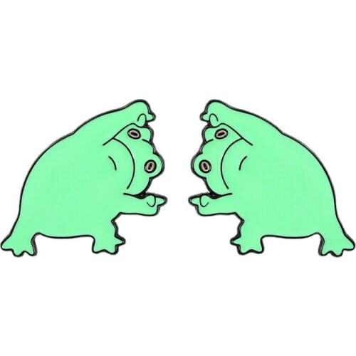 Cartoon sports frog pin wholesale frog shape baking paint alloy accessories brooches bag decoration badges gifts for friends