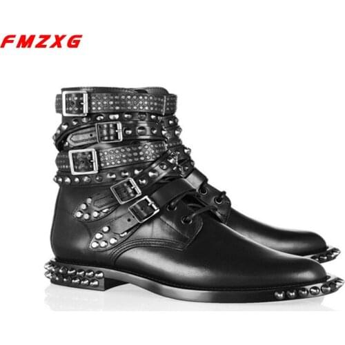 Womens Motorcycle Biker Shoes Leather Women Boots Bordered Rivets Soft Leather Winter Fashion High Quality Women Flat Snow Boots