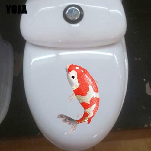 YOJA 22.3X15.8CM Rotating Ornamental Fish Toilet Decal Bedroom Home Decor Wall Sticker T3-1077