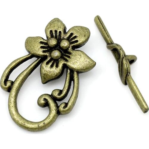 DoreenBeads Zinc metal alloy Toggle Clasps Flower Antique Bronze 2cm x3cm( 6/8" x1 1/8") 3cm x0.6cm(1 1/8" x 2/8"), 3 Sets