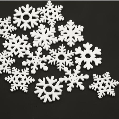 50PCS 35mm Mix Shape Wooden White Snowflakes Christmas Ornaments Pendants New Year Christmas Decorations