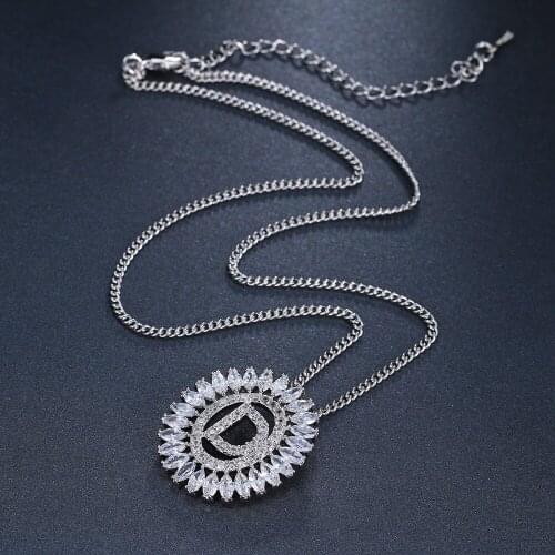 Bettyue Women Fashion Pendant Muliticolor Choice Letter D Shape With AAA Zirconia Charming Necklace In Banquet Delicate Gift
