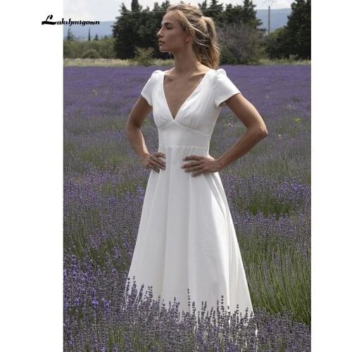 2021 Satin Simple Deep V Neck Short Sleeve Bridal Wedding Dresses With Back Buttons Pleats Beach vestidos de novia romantico