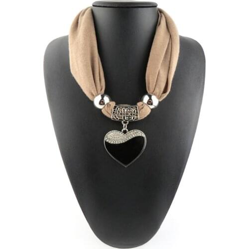 Ethnic Style Women Scarf Heart Pendant Necklace Pendant Nature Stone Jewelry Scarf Leopard Pattern Scarf