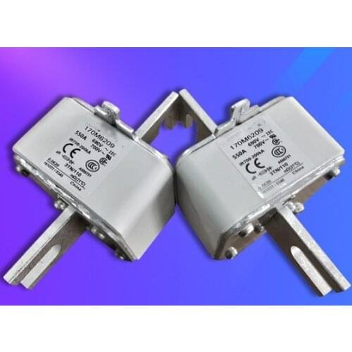 Fuses: 170M6208 500A 690V / 170M6209 550A / 170M6210 630A / 170M6211 700A 690V aR