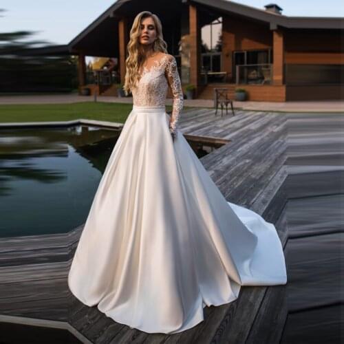 2020 Vintage O-neck Satin A-line Top Lace Wedding Dress Long Sleeve Button Back Court Train Wedding Gowns For Bride