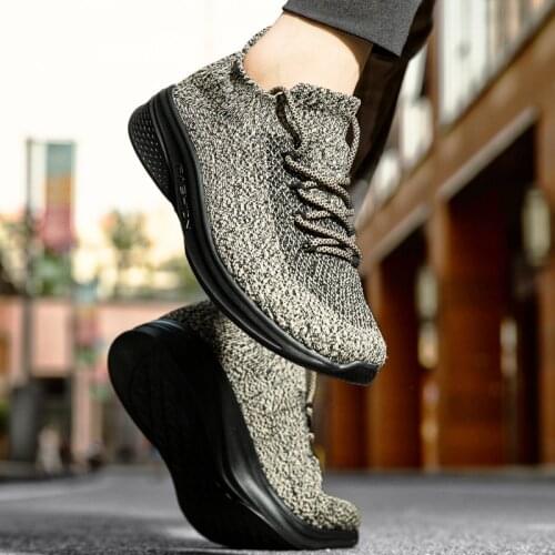 2020 New Male Light Gym Sport Shoes for Men Ultra Fitness Stability Sneakers Men Athletic Trainers Men Tennis Shoes High Quality