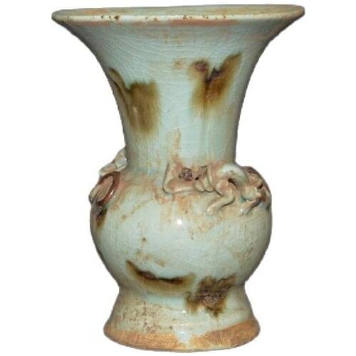 Early collection of song Hutian kiln shadow green stippling handmade double dragon bottle