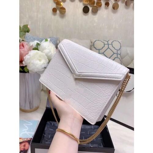 2020 new large-capacity cross-body female bag high-quality leather single room bag