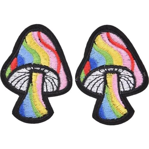 2pcs/lot DIY Apparel Mushroom Retro 70s Hippie Love Peace Weed Iron-On Patch Fabric Sewing On Applique For Jacket Clothes Badge