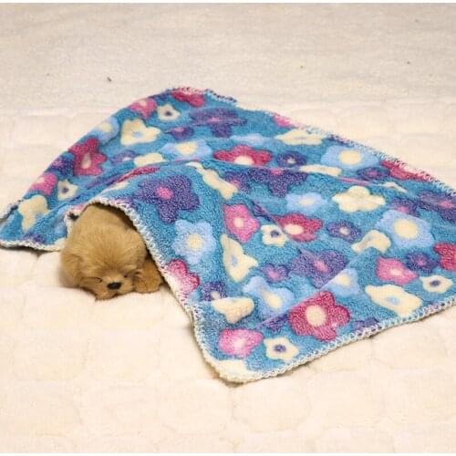Flourish Waterproof Pet Blankets Soft Plush Throw Protects Couch Chairs Car Bed Machine Washable Dog Blanket Pet Blanket