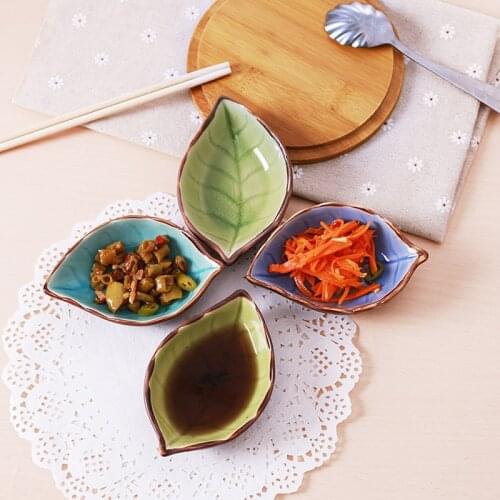 1PCS Japanese Sushi Dishes Creative Handcraft Leaves Ceramic Plates Snacks Kitchen Vinegar Seasoning Sauce China Dinnerware