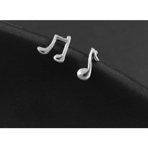Irregular Cute Music Elf Notes Earrings Asymmetric Simple Silvery Temperament Earrings Girl Fashion Gift Jewelry