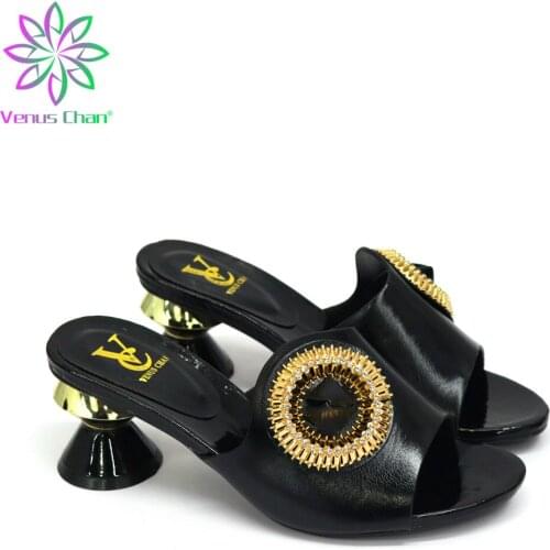 New Arrival Ladies Dress Shoes Decorated with Rhinestone Shoes for Women Sandals Italian Women Wedding High Heels Shoes Open Toe