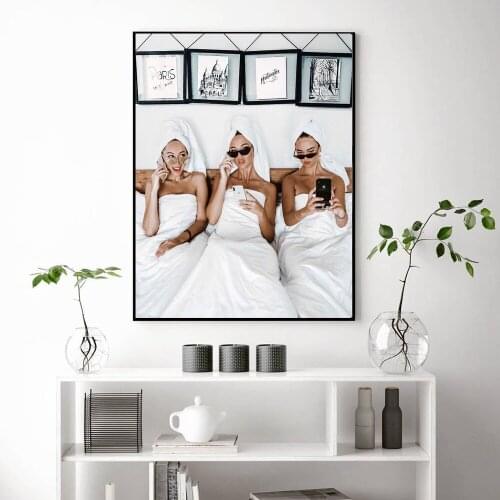 Nordic Fashion Take a bath Lady Paris Posters and Prints Bathroom Canvas Art Painting Wall Pictures for Living Room Decoration